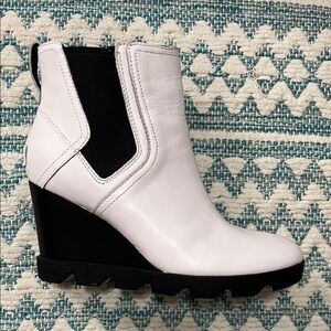 Sorel Joan Uptown Chelsea Boot